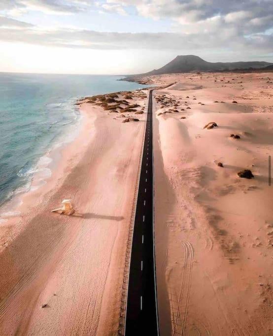 Las Dunas Corralejo Home With Swimming Pool Bagian luar foto