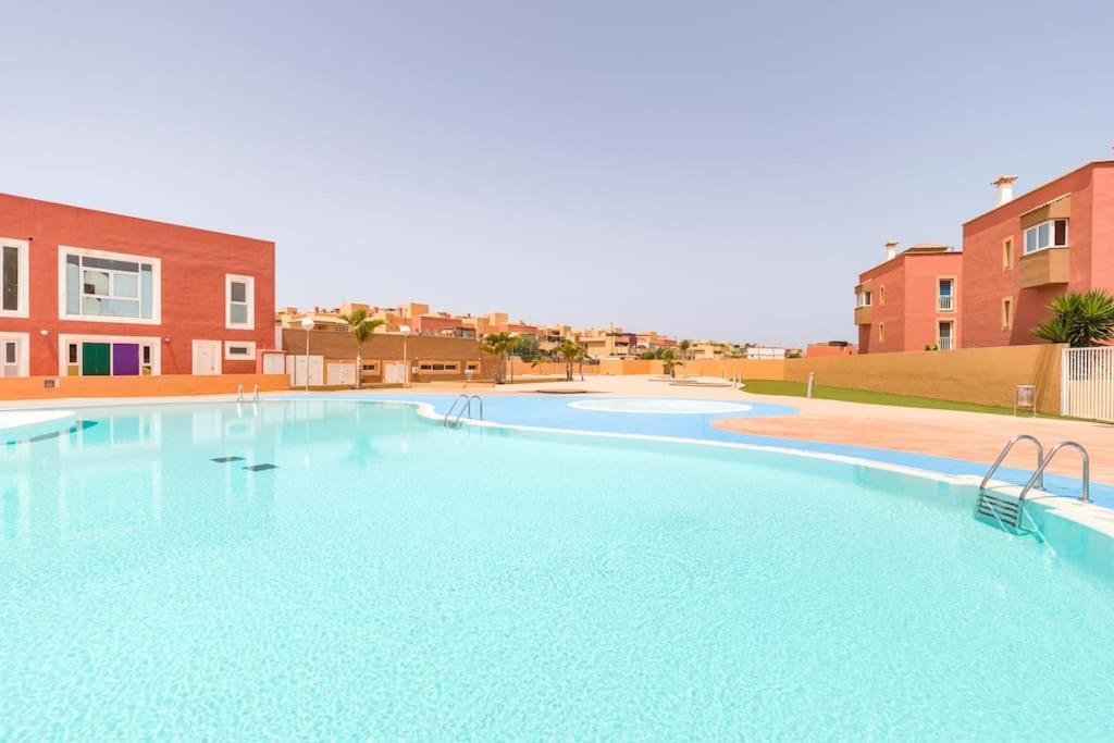 Las Dunas Corralejo Home With Swimming Pool Bagian luar foto